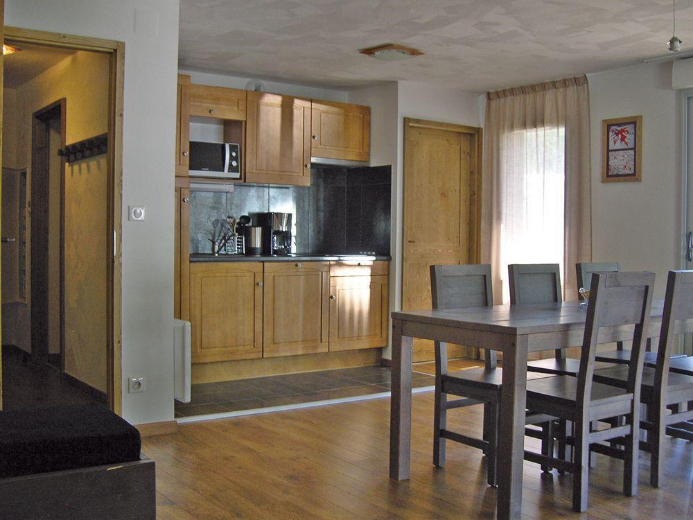 Lagrange Vacances Le Clos Saint Hilaire Exterior photo
